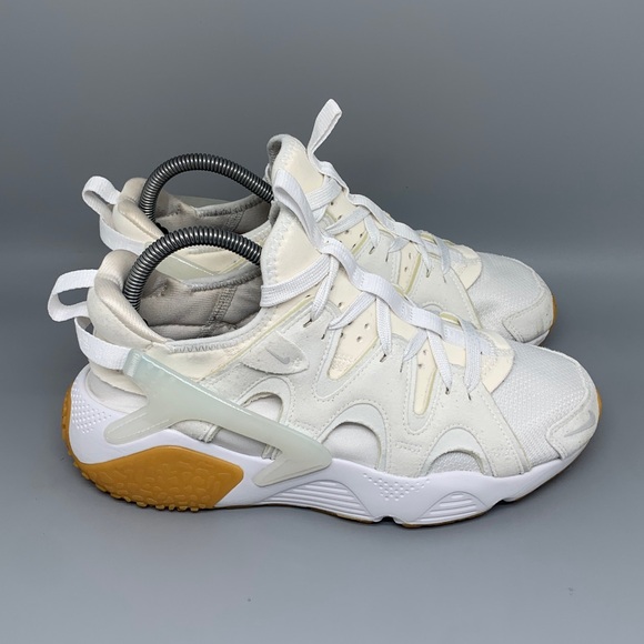 Nike Shoes - Nike Air Huarache Craft Summit White Running Shoes DQ8031-101 Women’s Sz 9